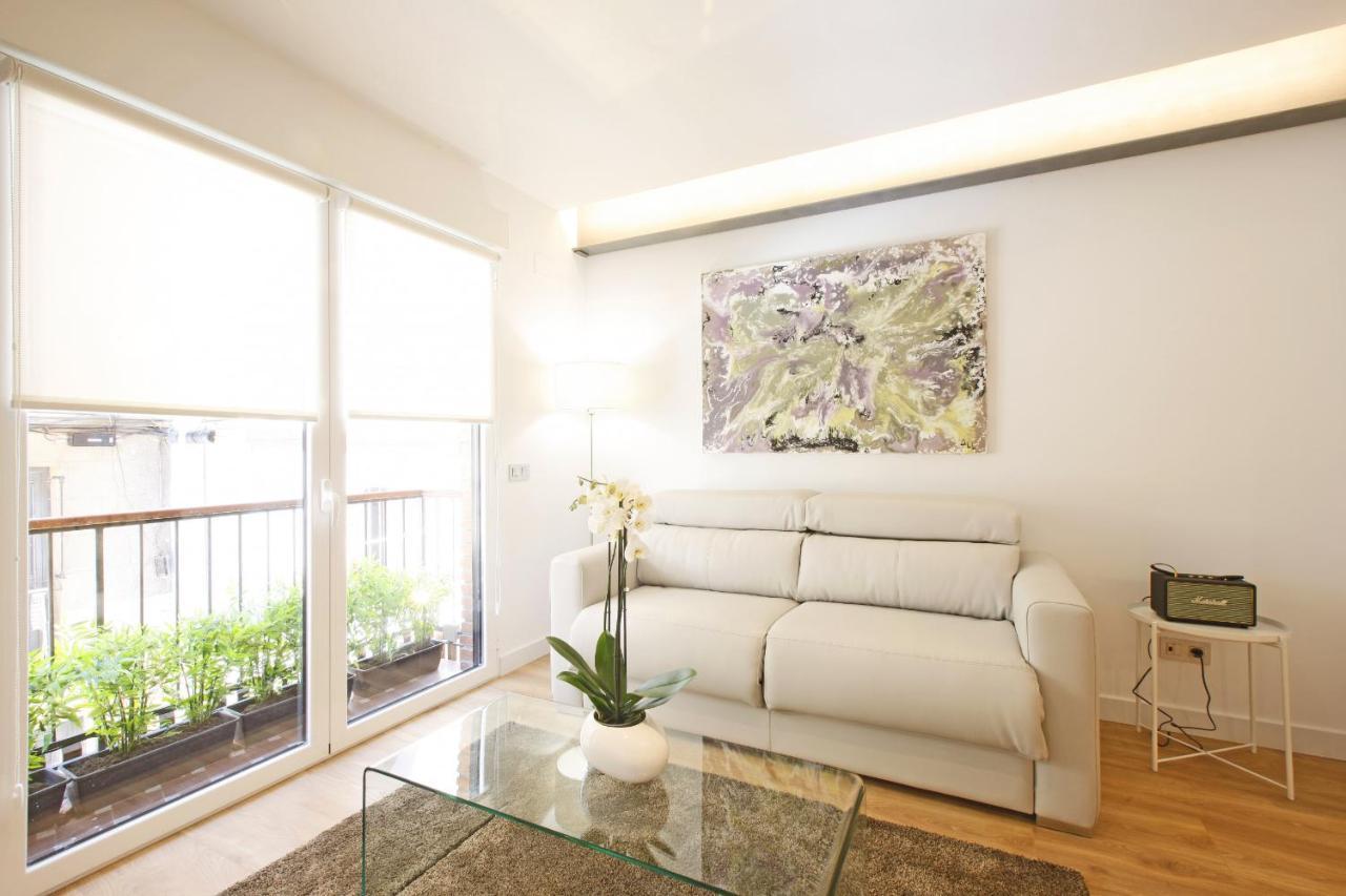 Gran Via Suites Madrid Esterno foto