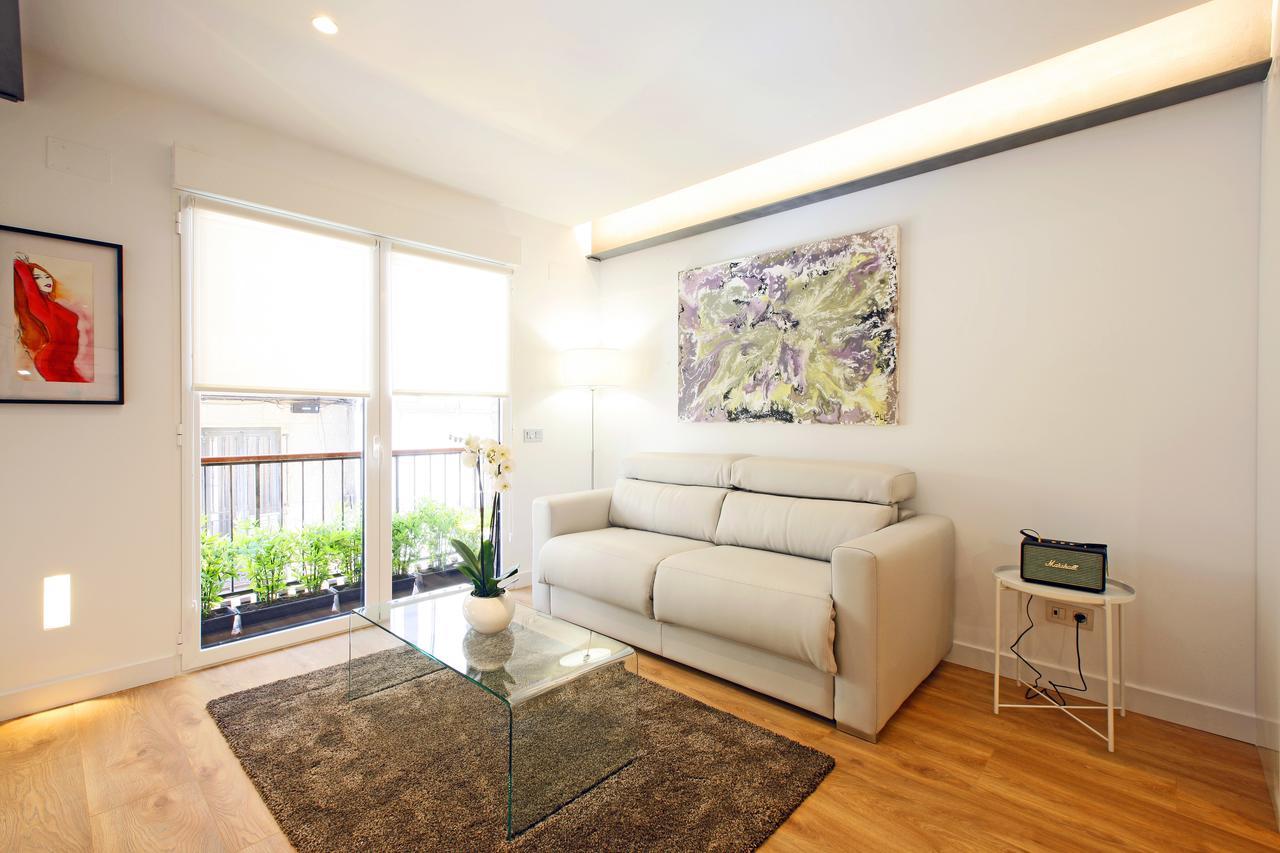 Gran Via Suites Madrid Esterno foto