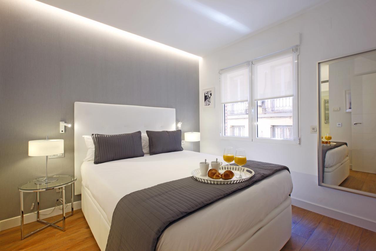 Gran Via Suites Madrid Esterno foto